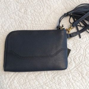 Frye Paige Wristlet - Navy